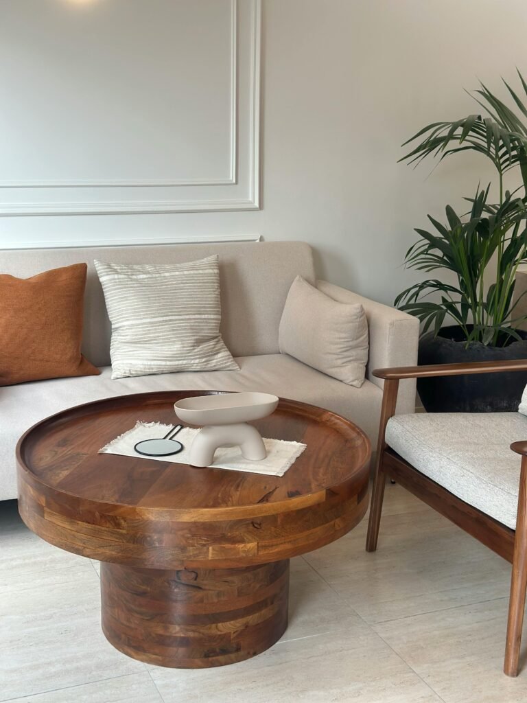 mesa de centro redonda de madera